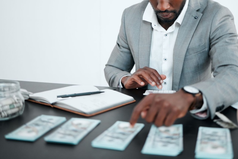 Tips For Managing Debt And Improving Cash Flow