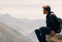 How To Stay Safe While Traveling Alone